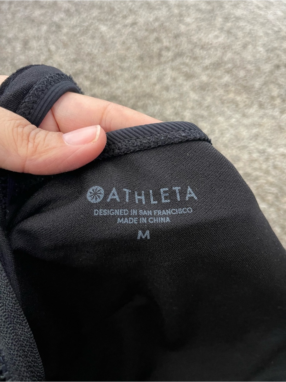 Women’s Athleta Cloudbreak Rib One Piece Swim Suit Black Size M - Picture 5 of 5